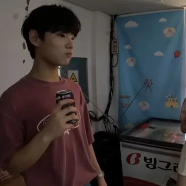 Baby Shark Boy 2