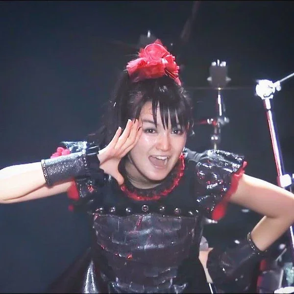 Larawan sa gallery ni SU-METAL