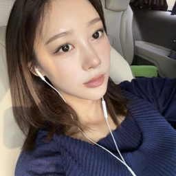 Giselle gallery image