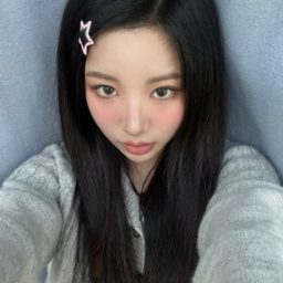 Chloe Young gallery image