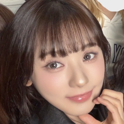 Hyeonju gallery image