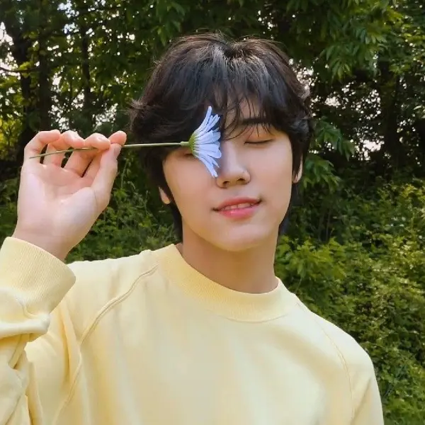 Seongmin gallery image