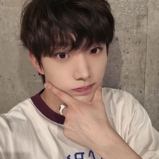 Hyunmin gallery image