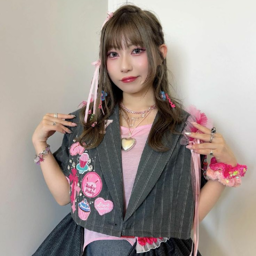 Yukina gallery image