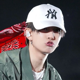 Heeseung gallery image