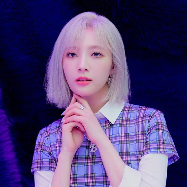 Moon Sua gallery image