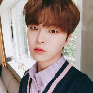 Hajoon gallery image