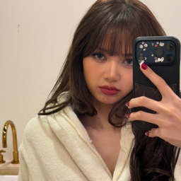 Lalisa gallery image