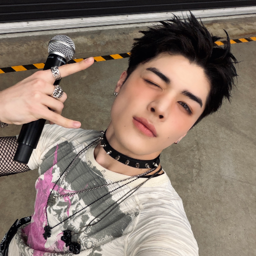 Imagem da galeria de Maki