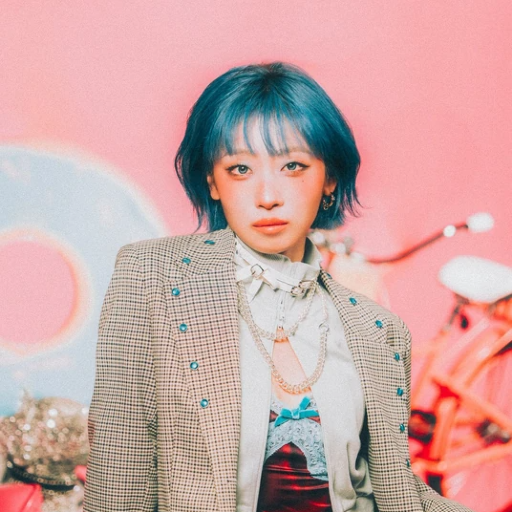 Jisoo gallery image