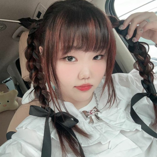 Suhyun gallery image
