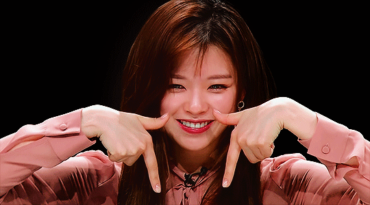 Jeongyeon gif