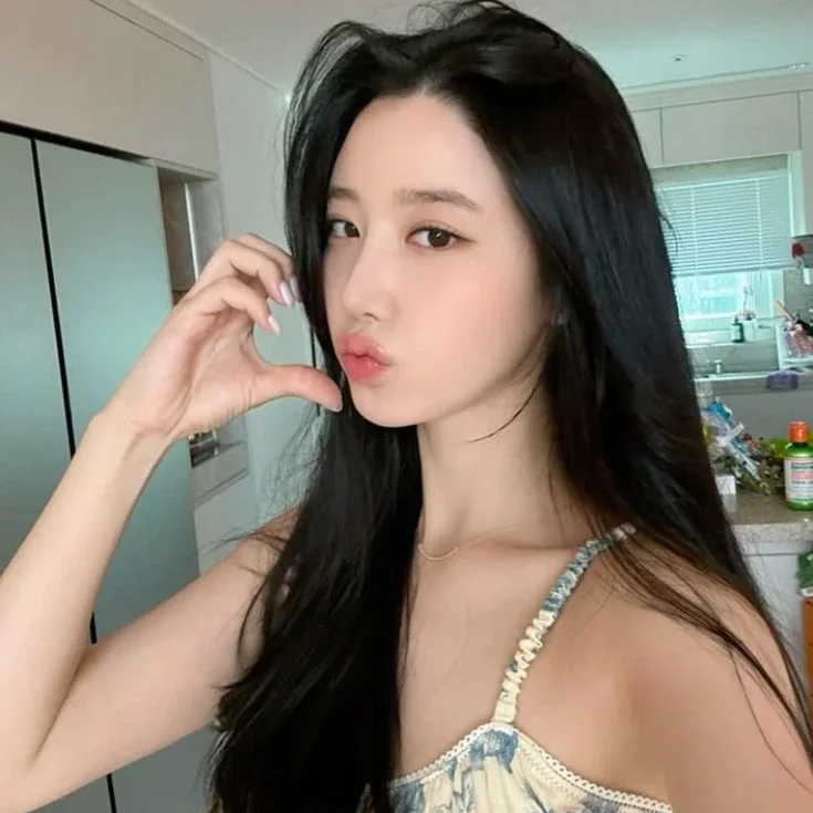 Johyun gallery image
