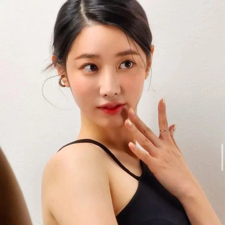 Johyun gallery image
