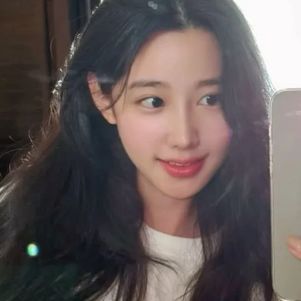 Johyun gallery image