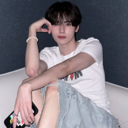 Minhee gallery image