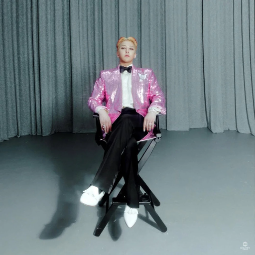 Gambar galeri G-Dragon