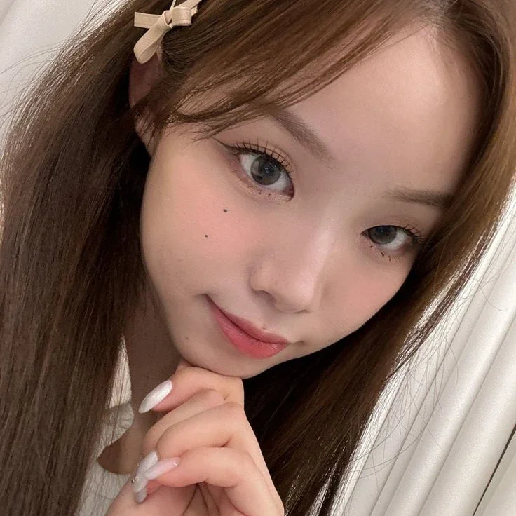 Suhyeon gallery image