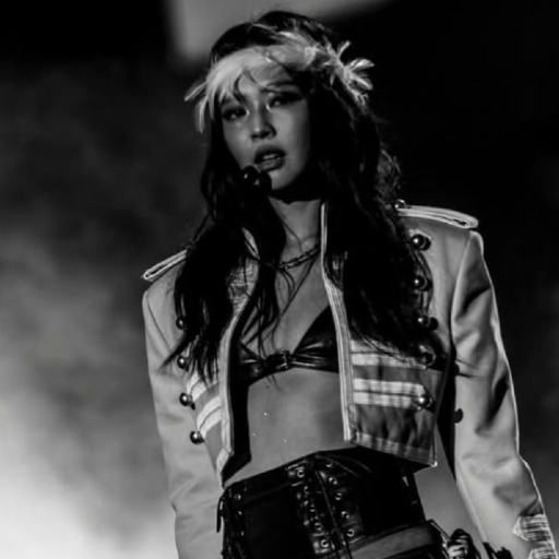 Jennie gallery image