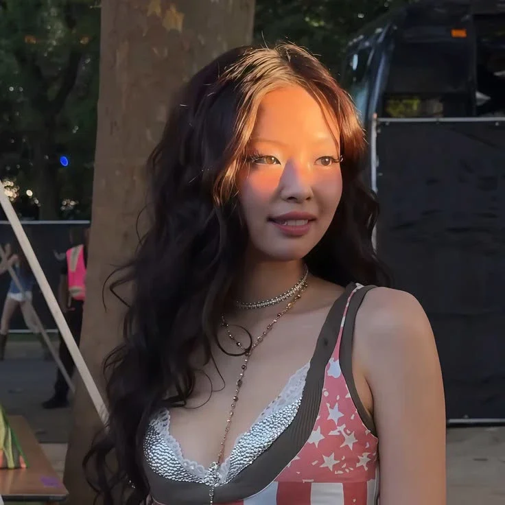 Jennie gallery image
