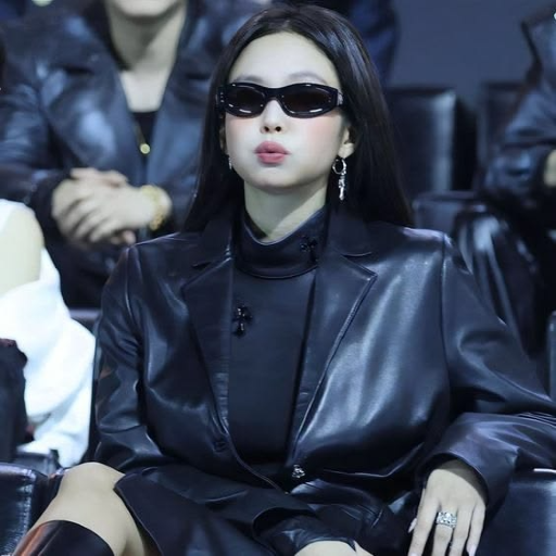 Jennie gallery image