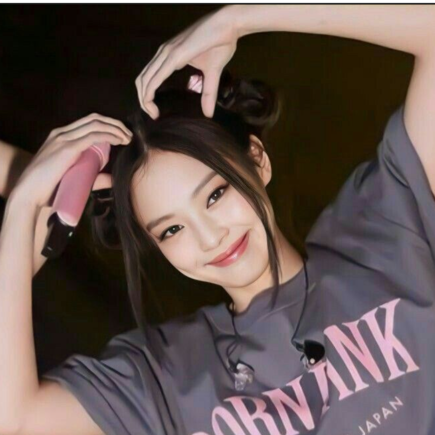 Jennie gallery image