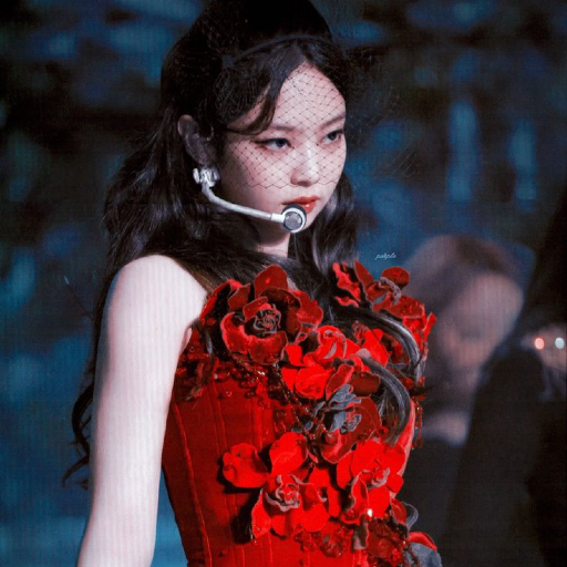 Jennie gallery image