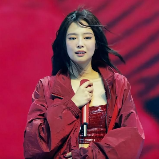 Jennie gallery image