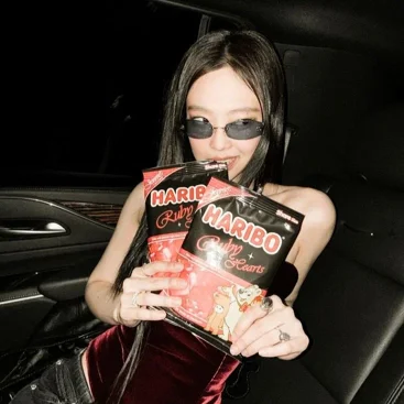 Jennie 4