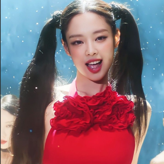 Jennie gallery image