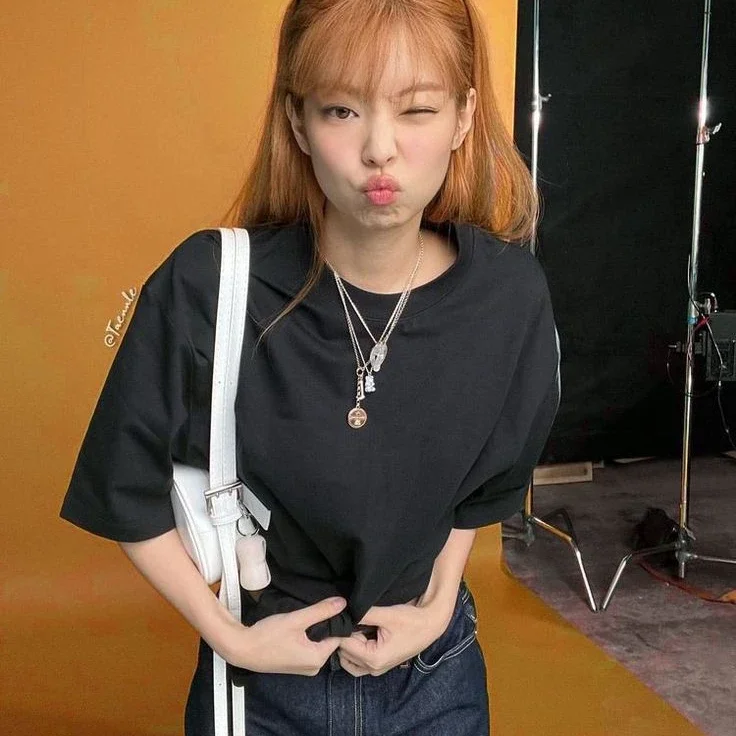 Jennie gallery image
