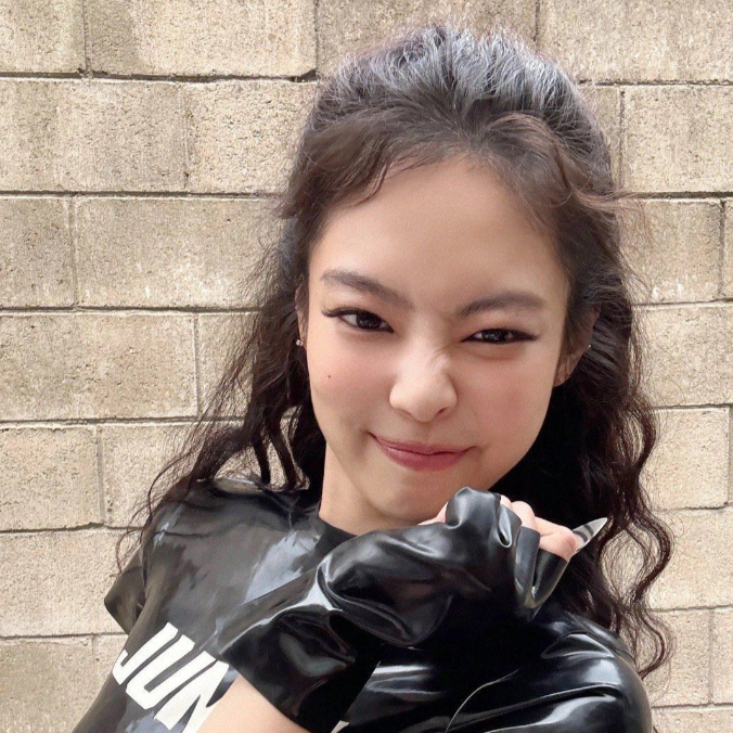 Jennie gallery image