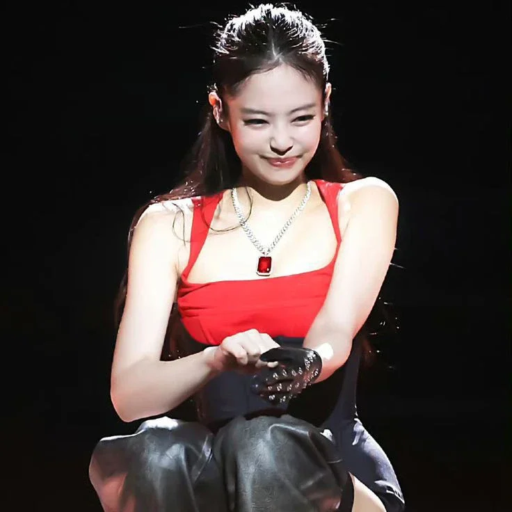 Jennie gallery image