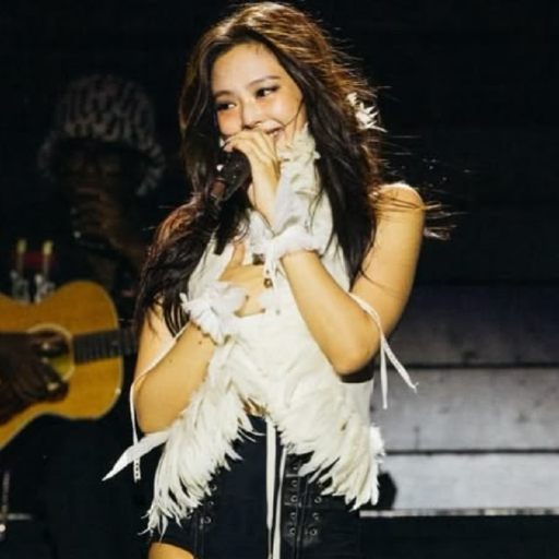 Jennie gallery image