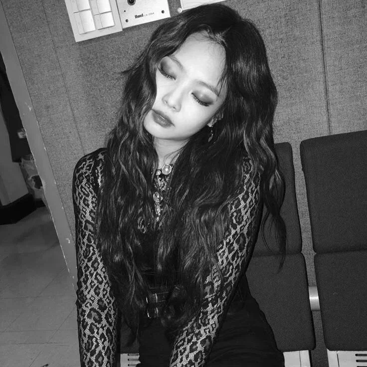 Jennie gallery image