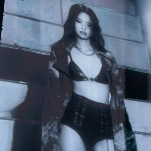 Jennie gallery image