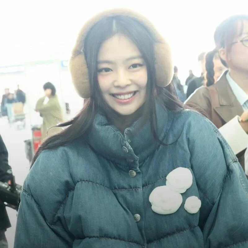 Jennie gallery image