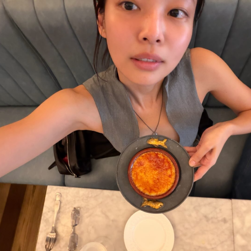 Jennie gallery image
