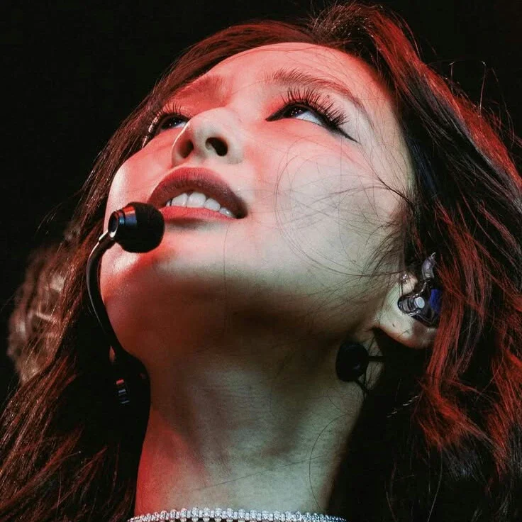 Jennie gallery image
