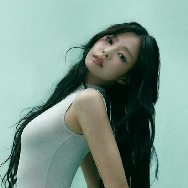 Jennie gallery image