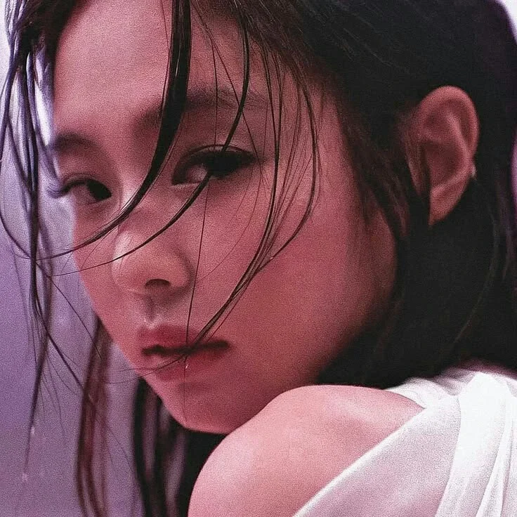 Jennie gallery image