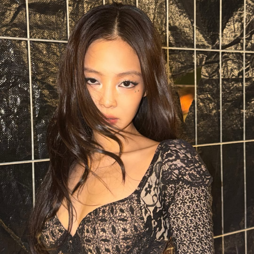 Jennie gallery image