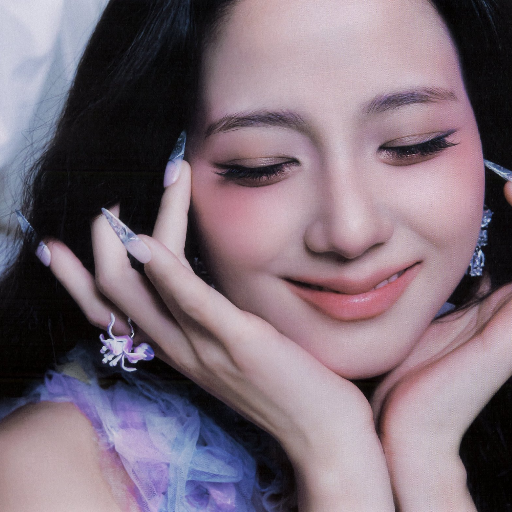 Jisoo gallery image