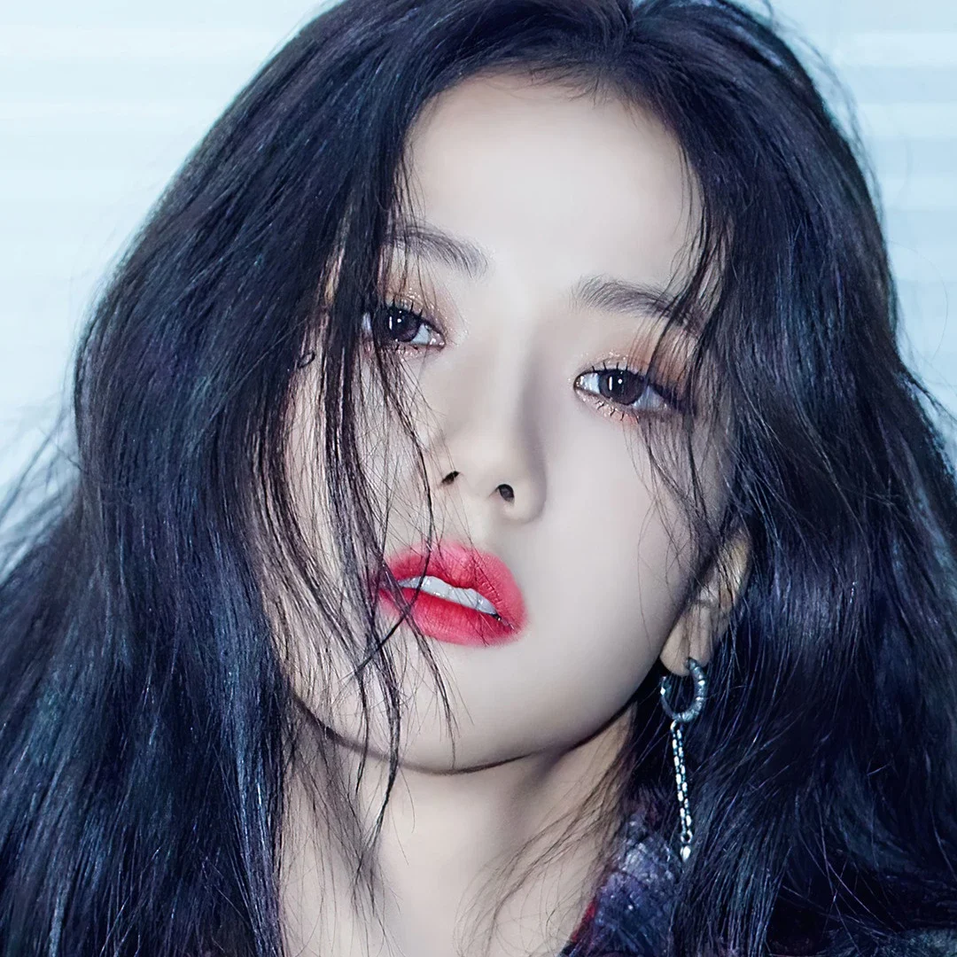 Jisoo gallery image