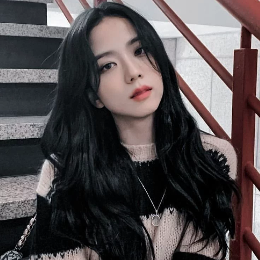 Jisoo gallery image