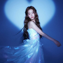Jisoo gallery image