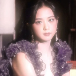 Jisoo gallery image