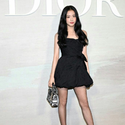 Jisoo gallery image