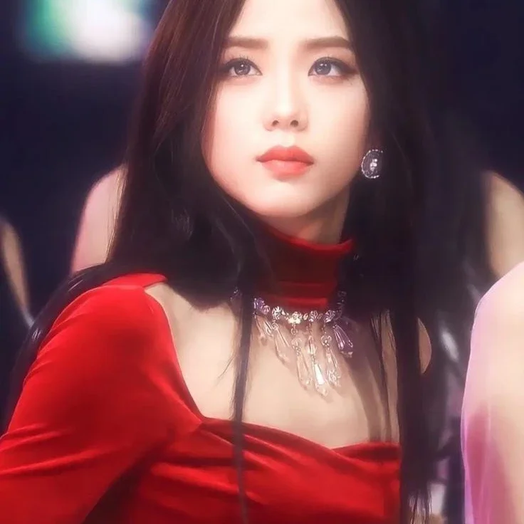 Jisoo gallery image