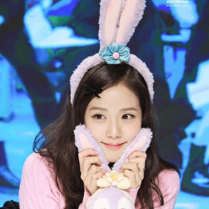 Jisoo gallery image
